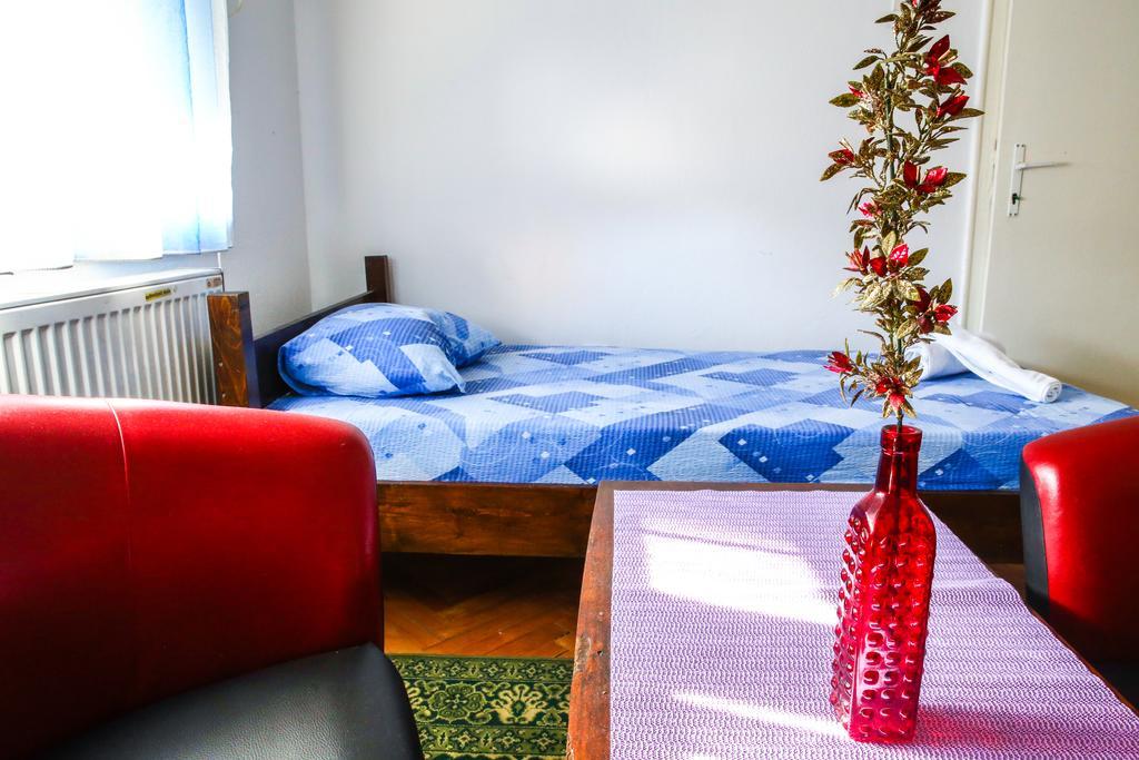 The Comfy Hostel Скопье Номер фото